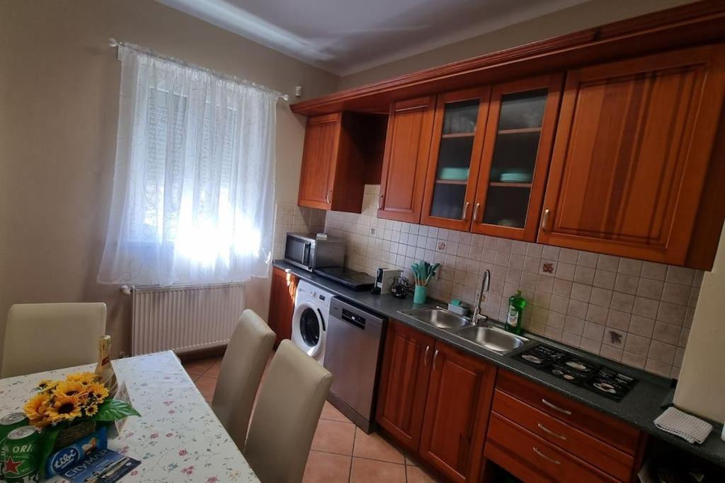 Jackpot Apartman بودابست المظهر الخارجي الصورة